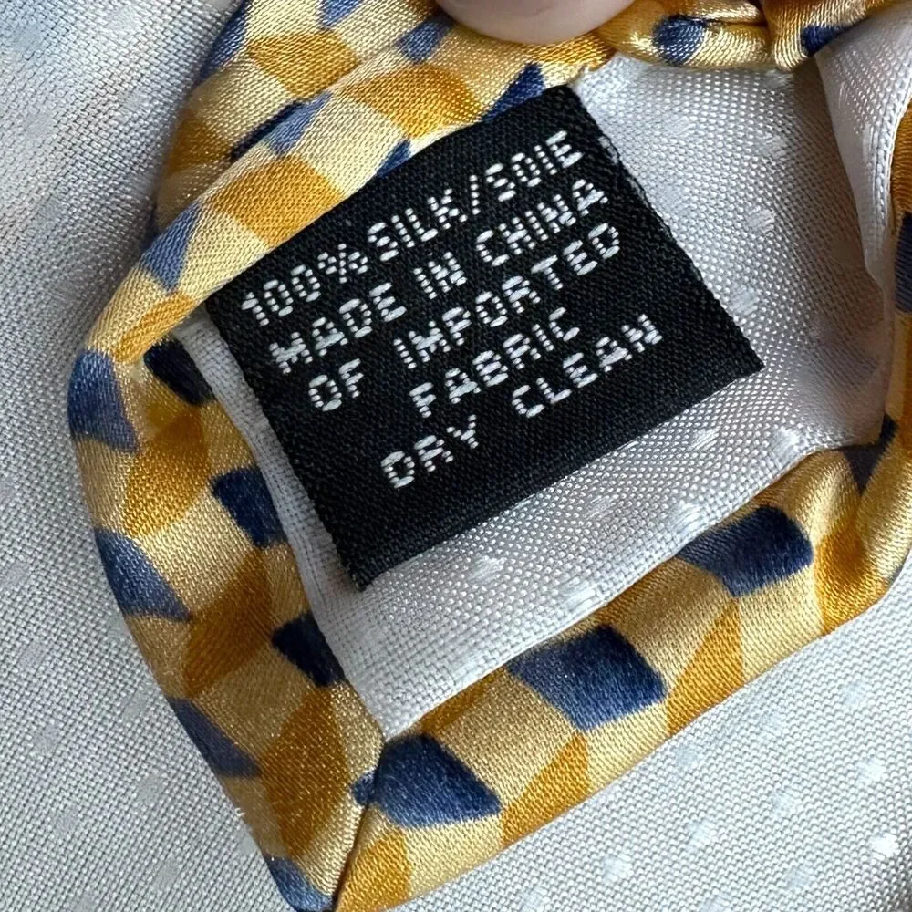 Bill Blass Vintage 100% Silk Dress Tie Yellow‎ Geometric Weave Pattern 60